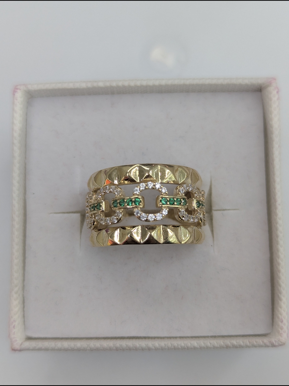10kt Real Gold Women's Ring Size 8
